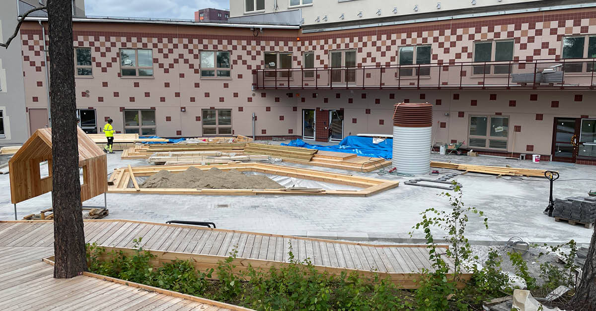 Förskolegården under byggnadstiden